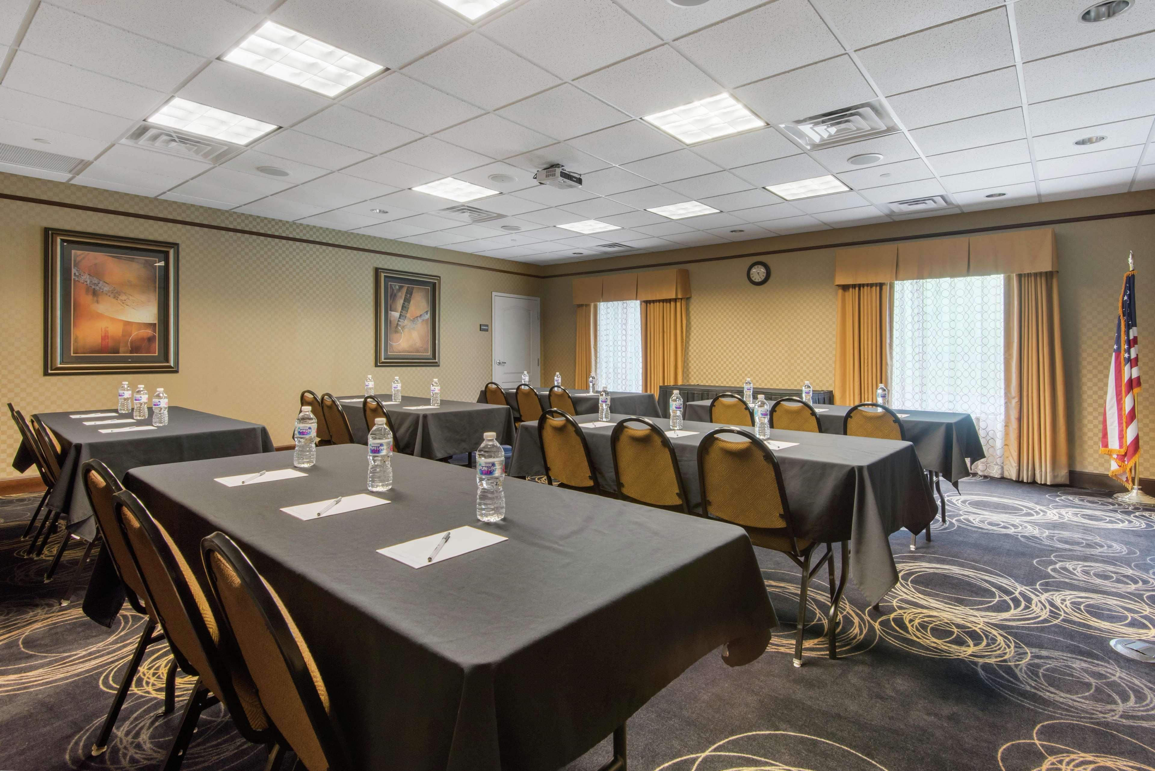 Hampton Inn Meadville Ngoại thất bức ảnh