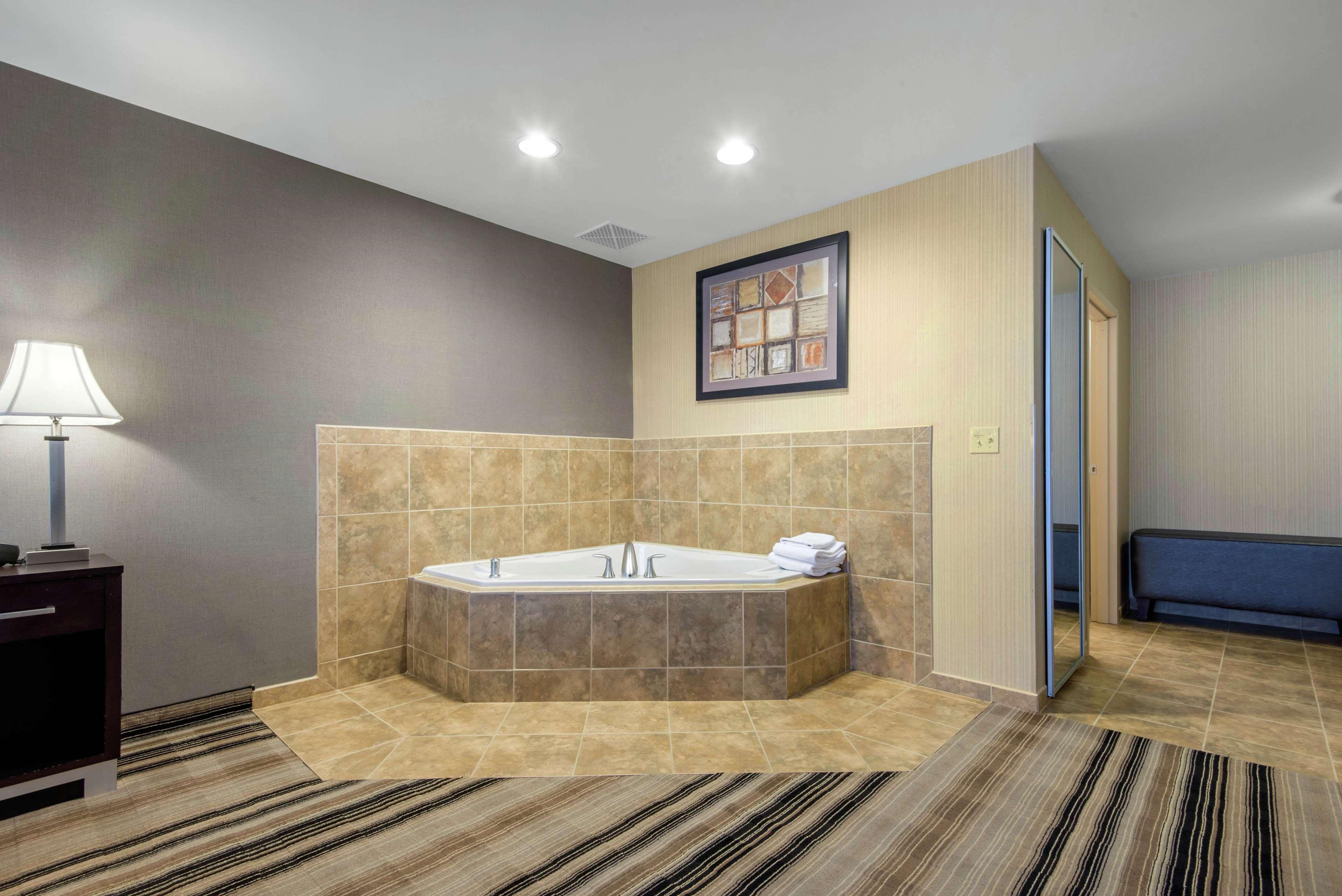 Hampton Inn Meadville Ngoại thất bức ảnh
