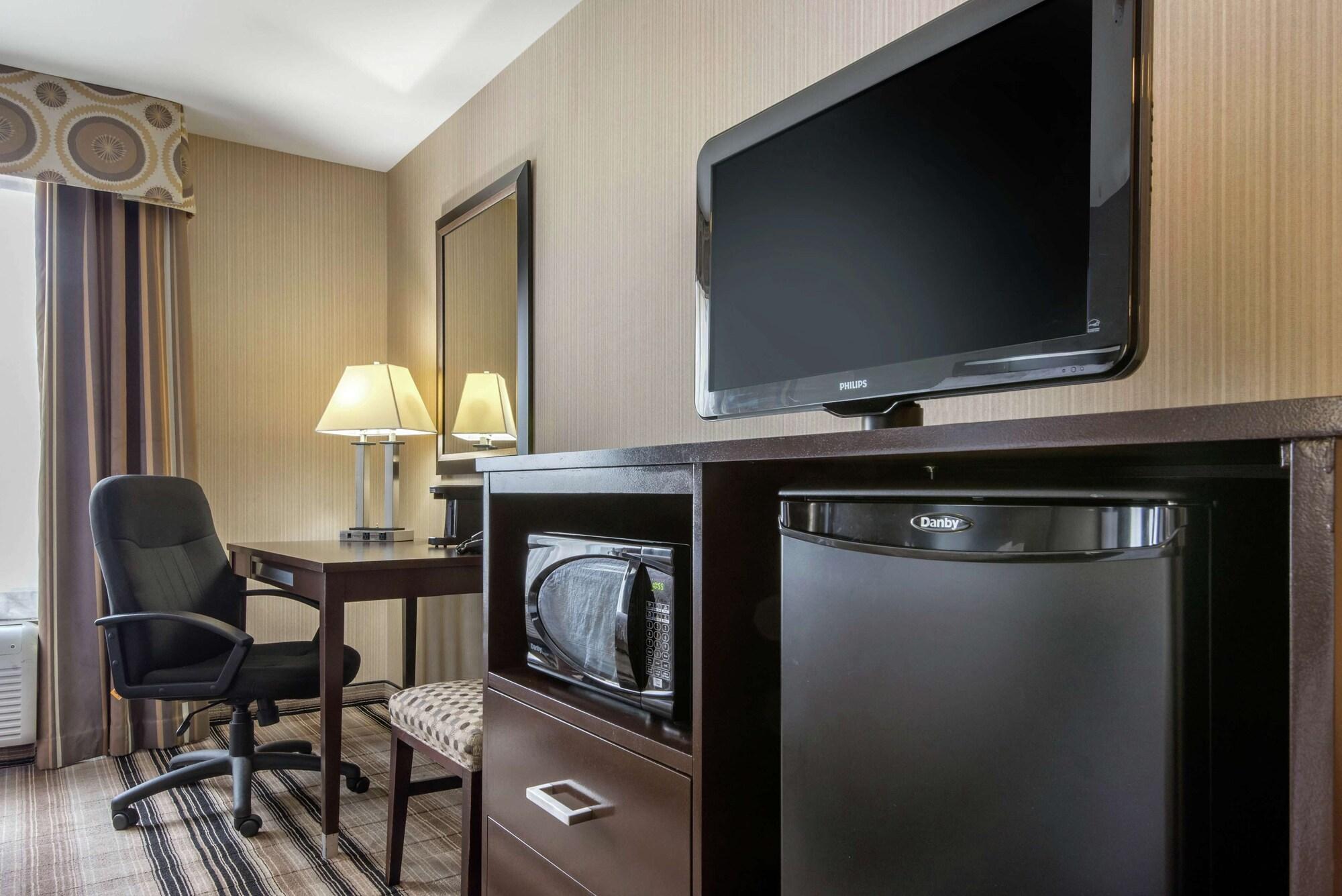 Hampton Inn Meadville Ngoại thất bức ảnh