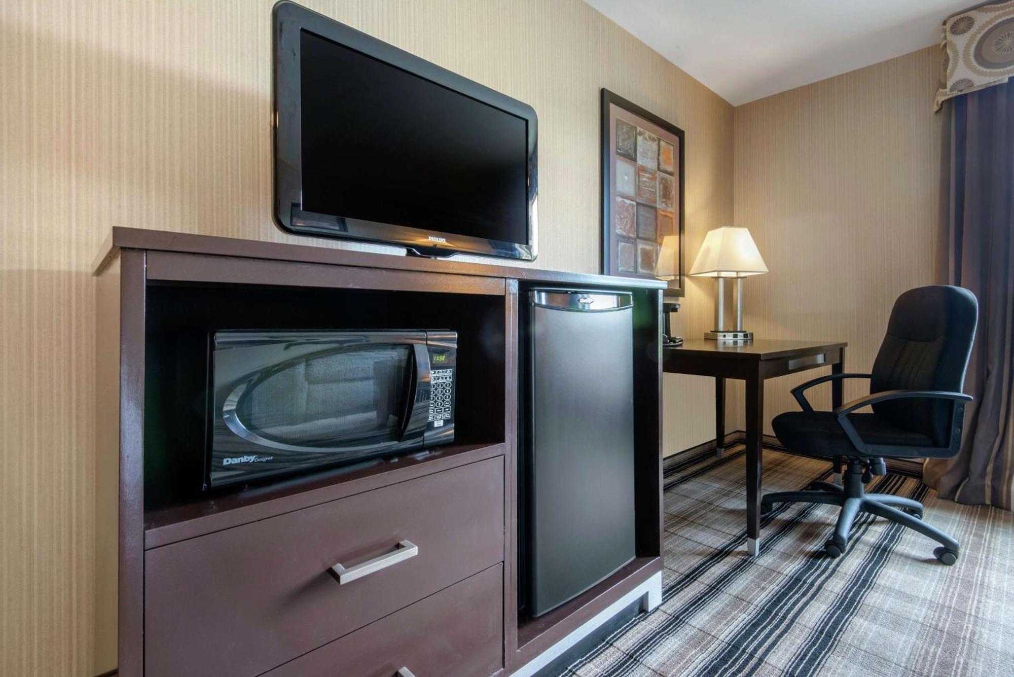 Hampton Inn Meadville Ngoại thất bức ảnh